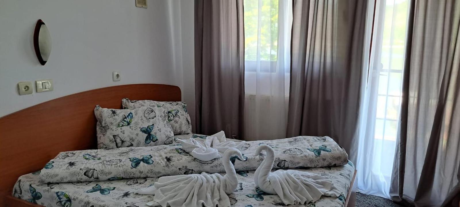 Hotel Pescarus Port Bicaz Luaran gambar